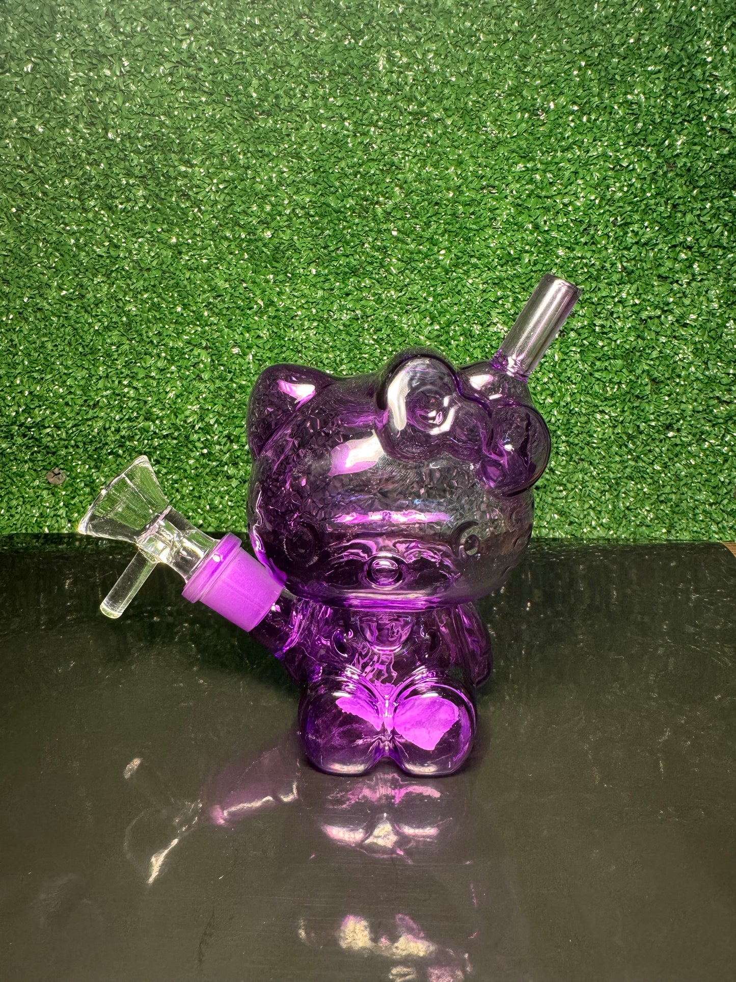 Hello Kitty Mini Glass Bubbler Water Pipe